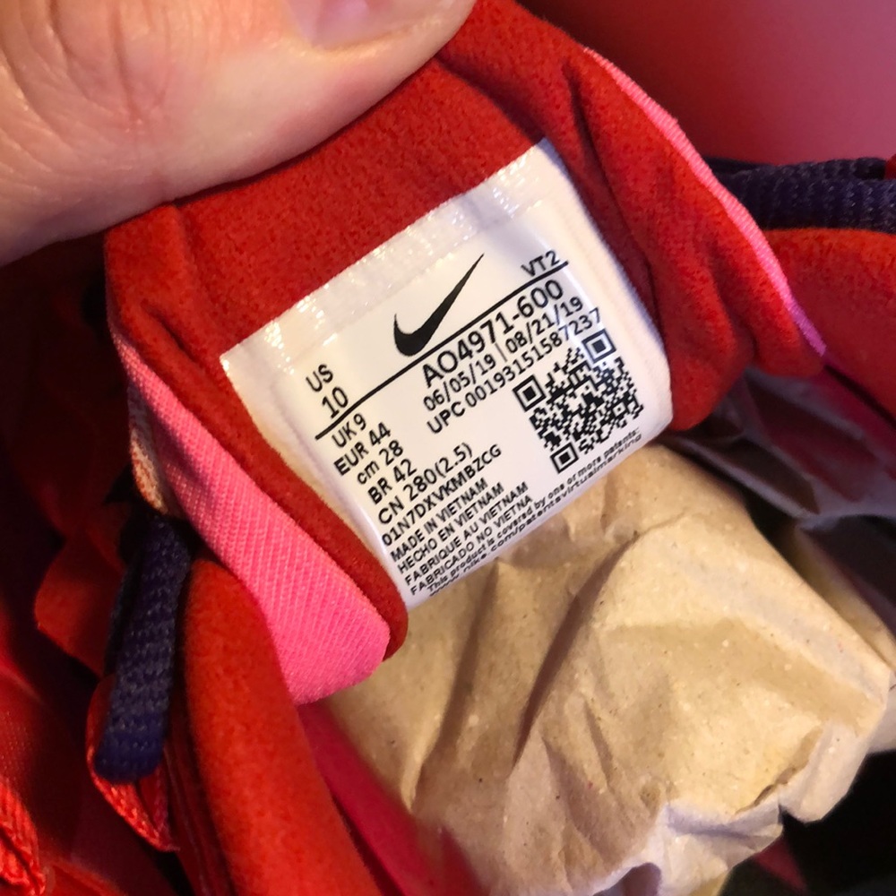 ❌❌❌SOLD❌❌❌Nike Air Max 270 React Size 10 - Picture 7 of 9